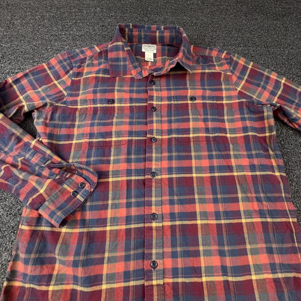 Vtg L.L. Bean Shirt Mens LT Red Plaid Long Sleeve Button Up Pocket Flannel